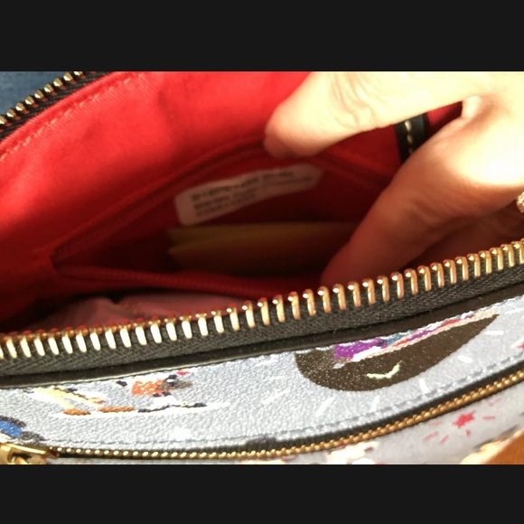 NWT Disney Dooney and Bourke attraction rides - Picture 7 of 8